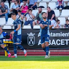 Alves: otro talismán para Ania