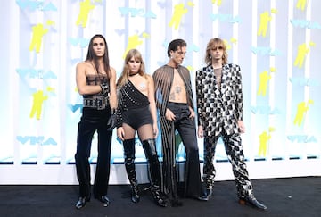 Maneskin Chloe Bailey en la alfombra roja de los MTV VMAs 2022.