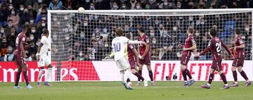 2-1. Luka Modric marca el segundo gol.