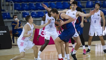 Vukcevic y Pau Gasol.