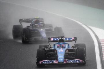 Fernando Alonso (Alpine A522). Suzuka, Japón. F1 2022.