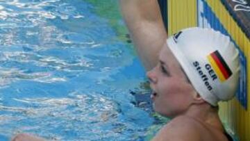 <b>RÉCORD.</b> Britta Steffen bate el récord en 100 metros libres.
