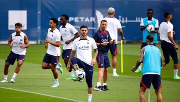 Soccer Football - Paris St Germain Training - Ooredoo Training Centre, Saint-Germain-en-Laye, France - August 4, 2022 Paris St Germain's Mauro Icardi during training REUTERS/Sarah Meyssonnier