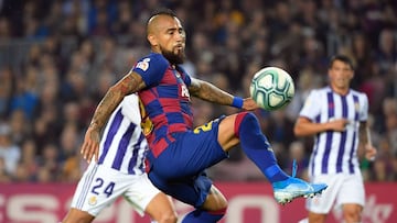 El chileno fue catalogado por la prensa hispana como uno de los mejores de su equipo que goleó a Valladolid y recuperó la punta en LaLiga.