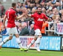 Mata se exhibe en la goleada del United al Newcastle