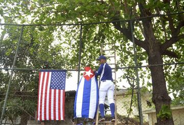 Los Tampa Bay Rays en un clínica de baseball para niños en Cuba.