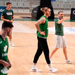 Navarro: “Nada del Barça, hay que terminar bien la Liga”