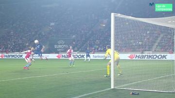 El cabezazo de Marcos Alonso que suscribiría hasta Cristiano