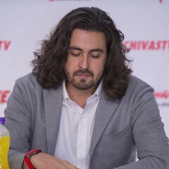 Amaury Vergara admite interés por Oswaldo Alanís