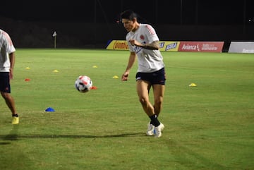 La Selección Colombia trabajó con 22 jugadores en Barranquilla antes del primer juego de Eliminatorias antes Venezuela.