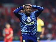 Allan Saint-Maximin of America during the 17th round match between Toluca and America as part of the Liga BBVA MX, Torneo Apertura 2025 at Nemesio Diez Stadium, on November 08, 2025 in Estado de Mexico, Mexico.
