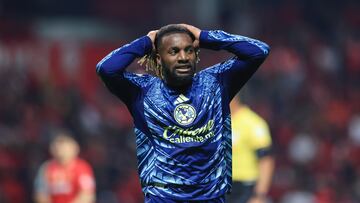 Allan Saint-Maximin of America during the 17th round match between Toluca and America as part of the Liga BBVA MX, Torneo Apertura 2025 at Nemesio Diez Stadium, on November 08, 2025 in Estado de Mexico, Mexico.