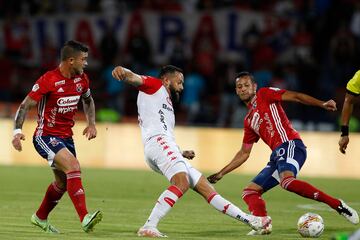 Imagenes del partido entre Medellín e Independiente Santa Fe por la jornada 8 de la Liga Betplay II.