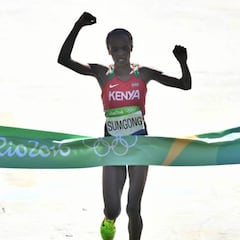 Sumgong da a Kenia su primer oro en un maratón olímpico