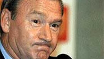 <b>EL CONSEJO</b>. Me reafirmo en que el club está en manos de amateurs; que tengan suerte