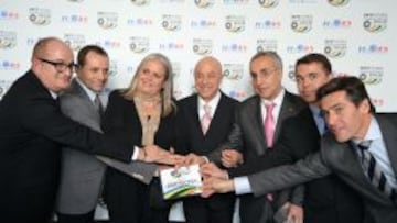 Los defensores de la candidatura barcelonesa, en Roma.