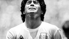 FILE PHOTO: Argentina's Diego Maradona reacts to receiving a yellow card during the World Cup final against Germany in Azteca Stadium in Mexico City on June 29, 1986,  REUTERS/Gary Hershorn/File Photo
