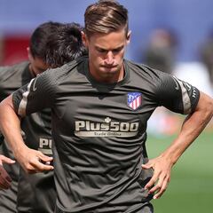 Correa o Llorente, la única duda para el debut liguero