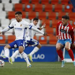 El Elche vuelve a la carga por el delantero Narváez
