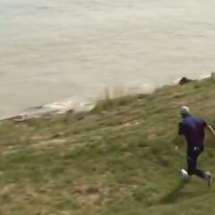 "En 40 años viendo golf esto es lo más imposible": locura en la Ryder que casi acaba en caída