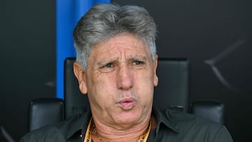 Fluminense's Brazilian head coach Renato Gaucho gestures ahead of the FIFA Club World Cup 2025 round of 16 football match between Italy's Inter Milan and Brazil's Fluminense at the Bank of America Stadium in Charlotte on June 30, 2025. (Photo by ANGELA WEISS / AFP)