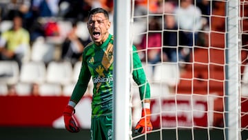 Lizoain echa el candado en el Albacete