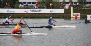 David Cal durante la semifinal de C1-1000 metros del Campeonato del Mundo de Mosc¨² 2014.