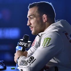 Chandler y el "aterrador" Oliveira