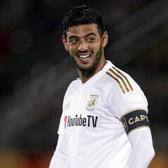 Carlos Vela gets a curious gift for his fantastic LAFC season