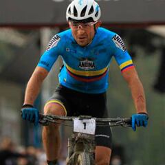 ¡Leonardo Páez gana el Mundial de Maratón de MTB!