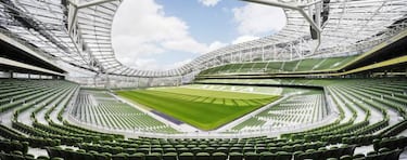 How and where can I watch Barcelona - Celtic: times, TV, online