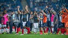 Rayados festeja con su afición la victoria contra Atlético Pantoja