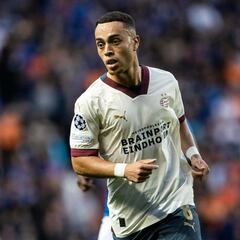 Dest says Barcelona career over as long as Xavi is LaLiga giants’ boss