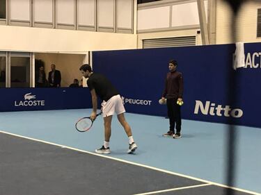 Vallverd¨²: "A Dimitrov le ayud¨® mucho entrenarse con Nadal"