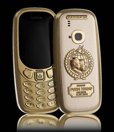 Un Nokia 3310 4G de oro puro por 2300€ con Trump y Putin… No, en serio