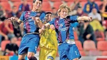 <b>REPARTO DE PUNTOS. </b>Amarillos y granotas firmaron las tablas en el Ciutat de València.