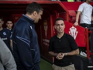 07-04-26. BORJA JIMÉNEZ Y JON ANSOTEGI, MOMENTOS ANTES DE COMENZAR EL SPORTING-REAL SOCIEDAD B.