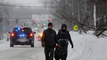 El impacto de la tormenta invernal Elliott continúa en Estados Unidos. Te explicamos cuántos niveles de emergencia hay y en qué alerta está cada estado.