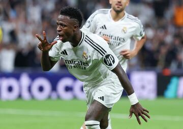 5-2. Vinicius celebra el quinto tanto que marca en el minuto 92 de partido. Hat-trick del delantero brasileño.