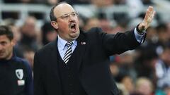 Benítez, obligado a aclarar su futuro