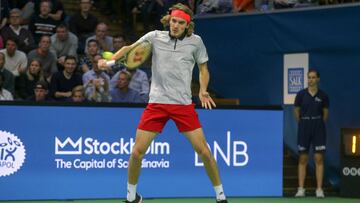 Tsitsipas vence a Gulbis y estrena su palmar¨¦s con 20 a?os