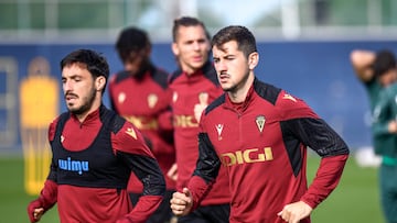 08/12/23 CADIZ CF ENTRENAMIENTO SEMANAL JAVI HERNANDEZ