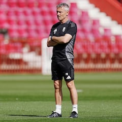 Escribá: “Estoy absolutamente convencido que el Málaga no bajará”