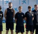 El Barcelona guardó un minuto de silencio antes del entrenamiento