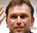 Bruyneel: "Contador y Armstrong son los favoritos para ganar el Tour"