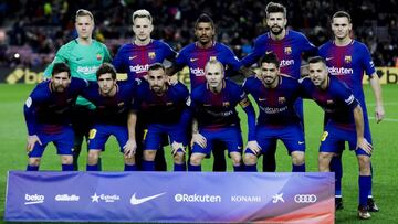 El once inicial del Barcelona ante el Deportivo en el Camp Nou.