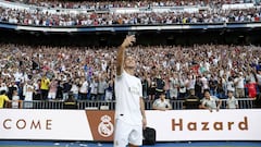 13 de junio de 2019 | El futbolista belga ilusionó al madridismo en una concurrida presentación ante 50.000 aficionados en el Bernabéu. 

