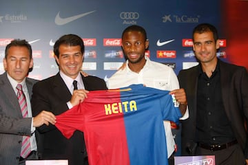 El 26 de mayo de 2008 el FC Barcelona hizo efectiva su cl¨¢usula de 14 millones de euros y fue fichado por el conjunto catal¨¢n, convirti¨¦ndose as¨ª en el primer fichaje de la era Guardiola. Jugador que fue clave en los ¨¦xitos del Barcelona durante los 4 a?os que jug¨® all¨ª, los mismos que estuvo Guardiola en el banquillo blaugrana. En el equipo cul¨¦ disput¨® 173 partidos, anotando 20 goles y conquistando 14 t¨ªtulos, destacando las 2 Champions y las 3 ligas espa?olas. Se march¨® al f¨²tbol chino en 2012 y regres¨® un a?o despu¨¦s a la liga espa?ola, para jugar en el Valencia.