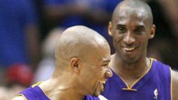 <strong>HÉROE FISHER.</strong> Derek Fisher puso cara a la remontada de los Lakers, que ya acarician el anillo