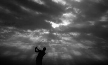 El golfista español Álvaro Quiros en el Masters Commercial Bank Qatar en Doha.